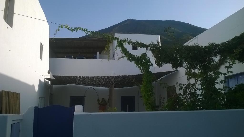 Stromboliparadise Piscita Bagian luar foto